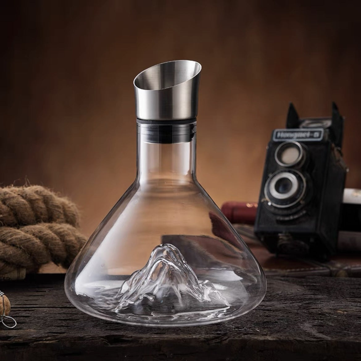 Elegant Waterfall Wine Decanter – Lead-Free Crystal, Barware Essential