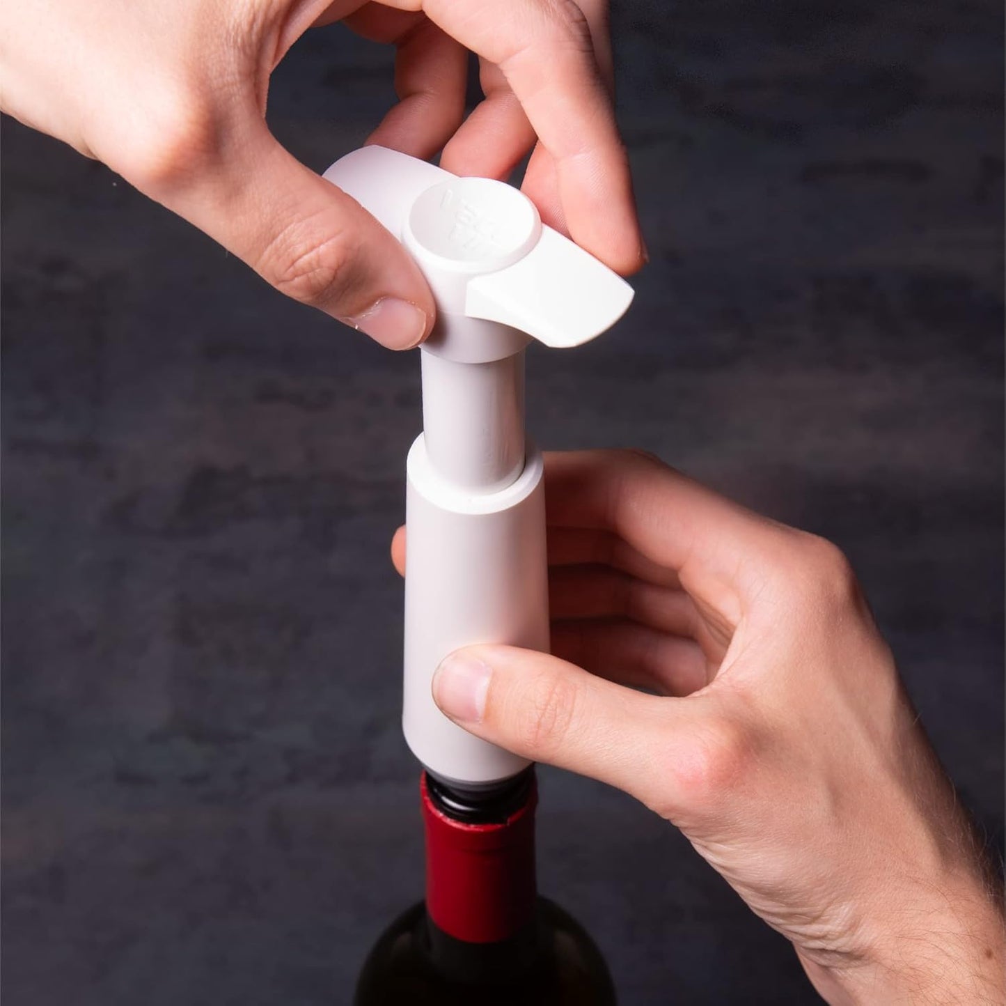 Vacuum Wine Saver Set – White Pump + 6 Grey Stoppers for Long-Lasting Freshness