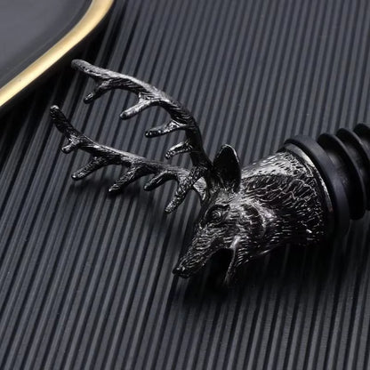 Deer Head Wine Pourer and Stopper - Zinc Alloy Bartender Tool and Wine Accessory